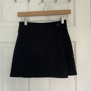 Aritzia Babaton Madden Wrap Mini Skirt